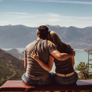 couple finds love in the mountains of california